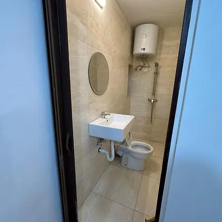 - Studio Penthouse *